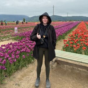 Meet your Posher, Kayla